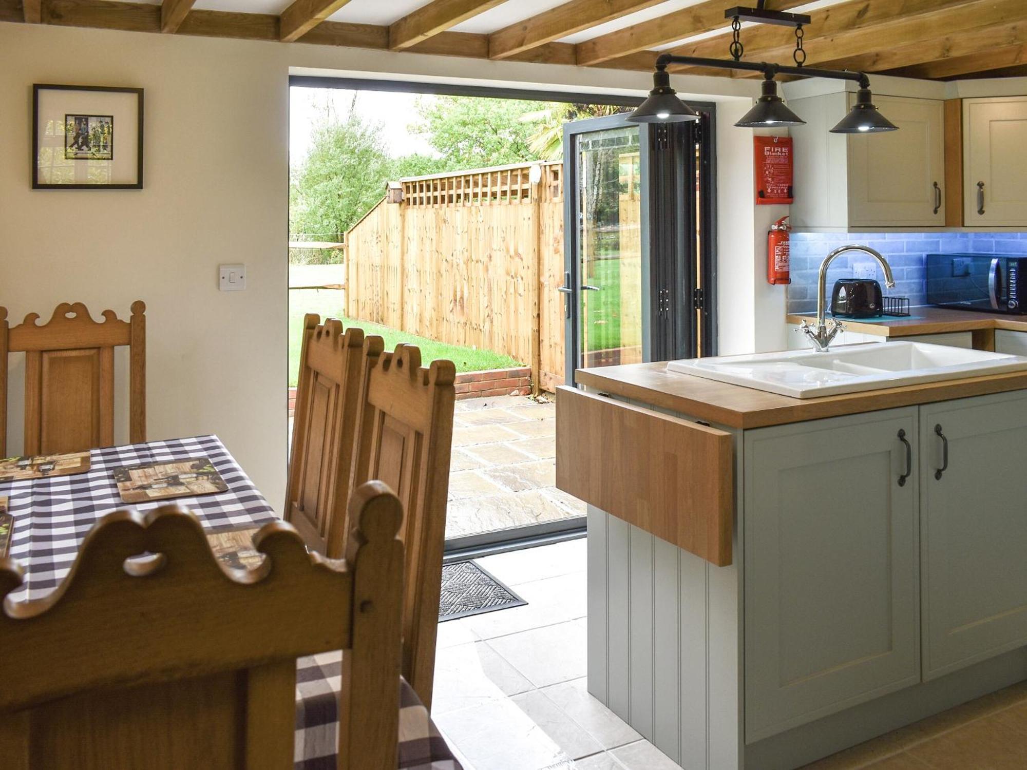 Well Cottage Itchingfield Esterno foto